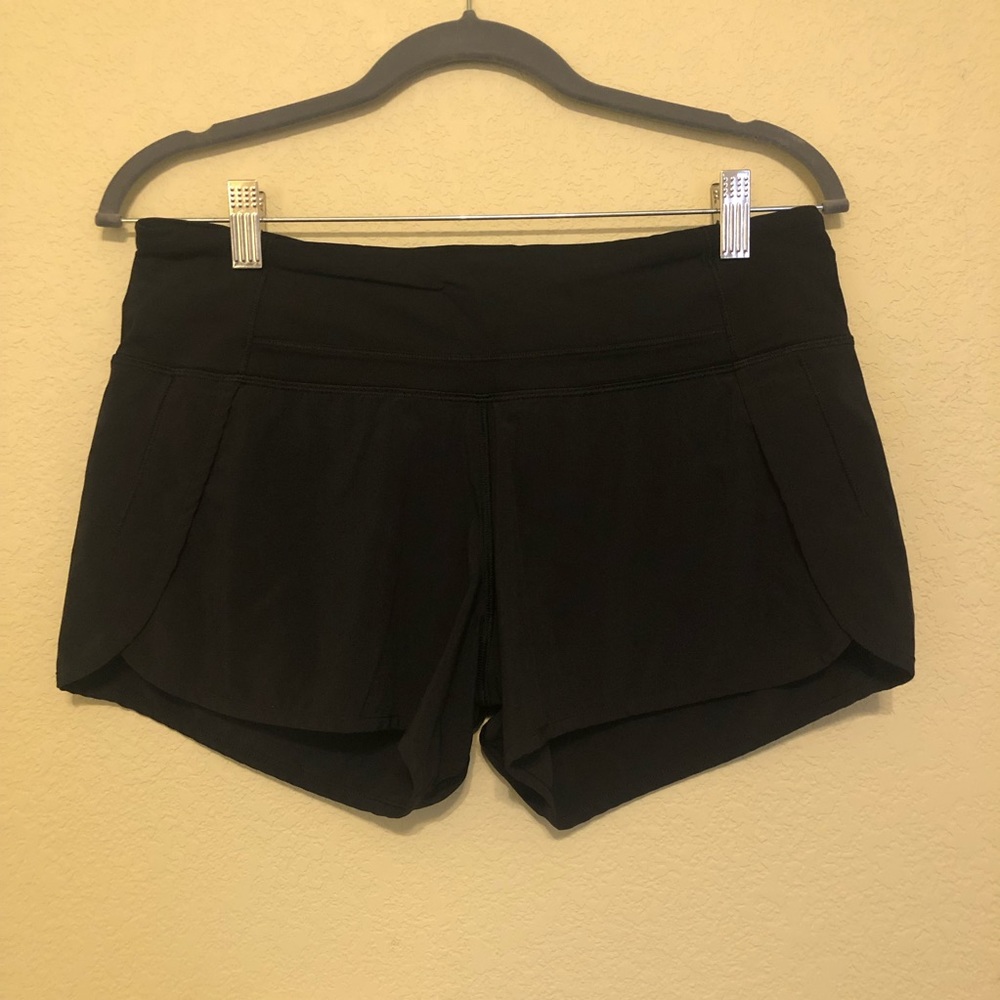 Lululemon Speed Up Mid Rise 4” Short Sz 6